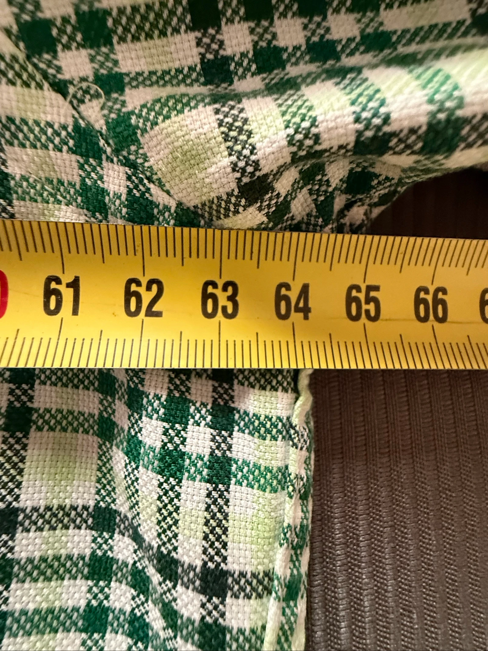 Tomy Hilfiger, dikke blouse, maat L/XL (zie maten), zeer goede staat Schouders 55 cm Oksels 64 cm Lengte 75 cm – photo 6